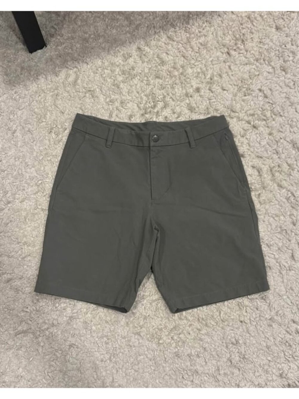 Lululemon ABC Shorts Grey Sage Men’s Size 32 Excellent Condition